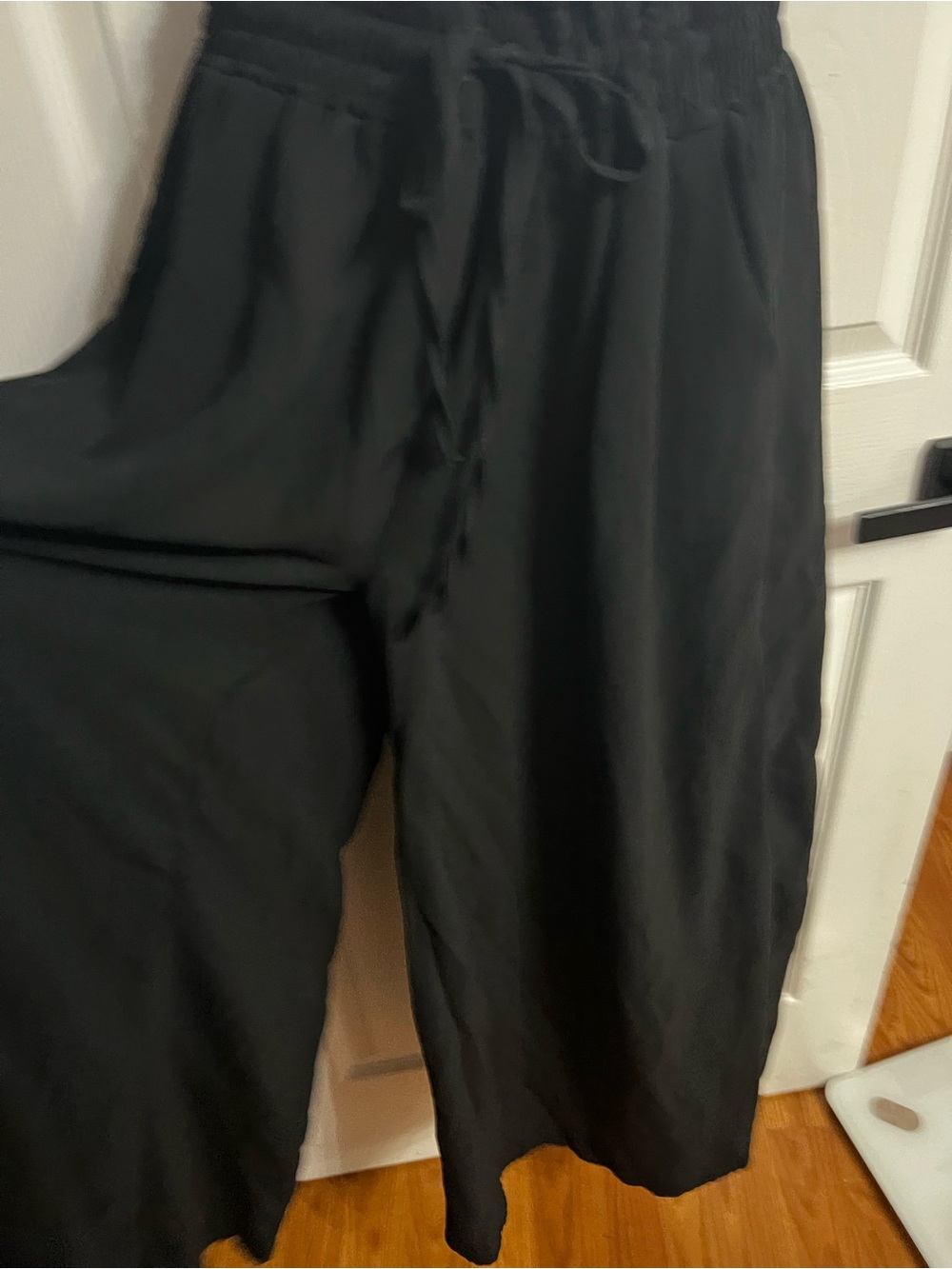 Black Wide Leg Drawstring Pants - Picture 2 of 4